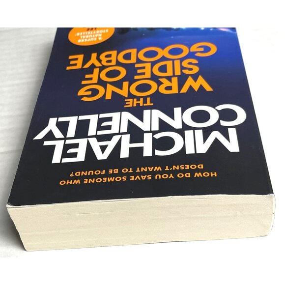 Michael Connelly Book The Wrong Side Of Goodbye 2016 8in x 5in Paperback Novel - Picture 8 of 12